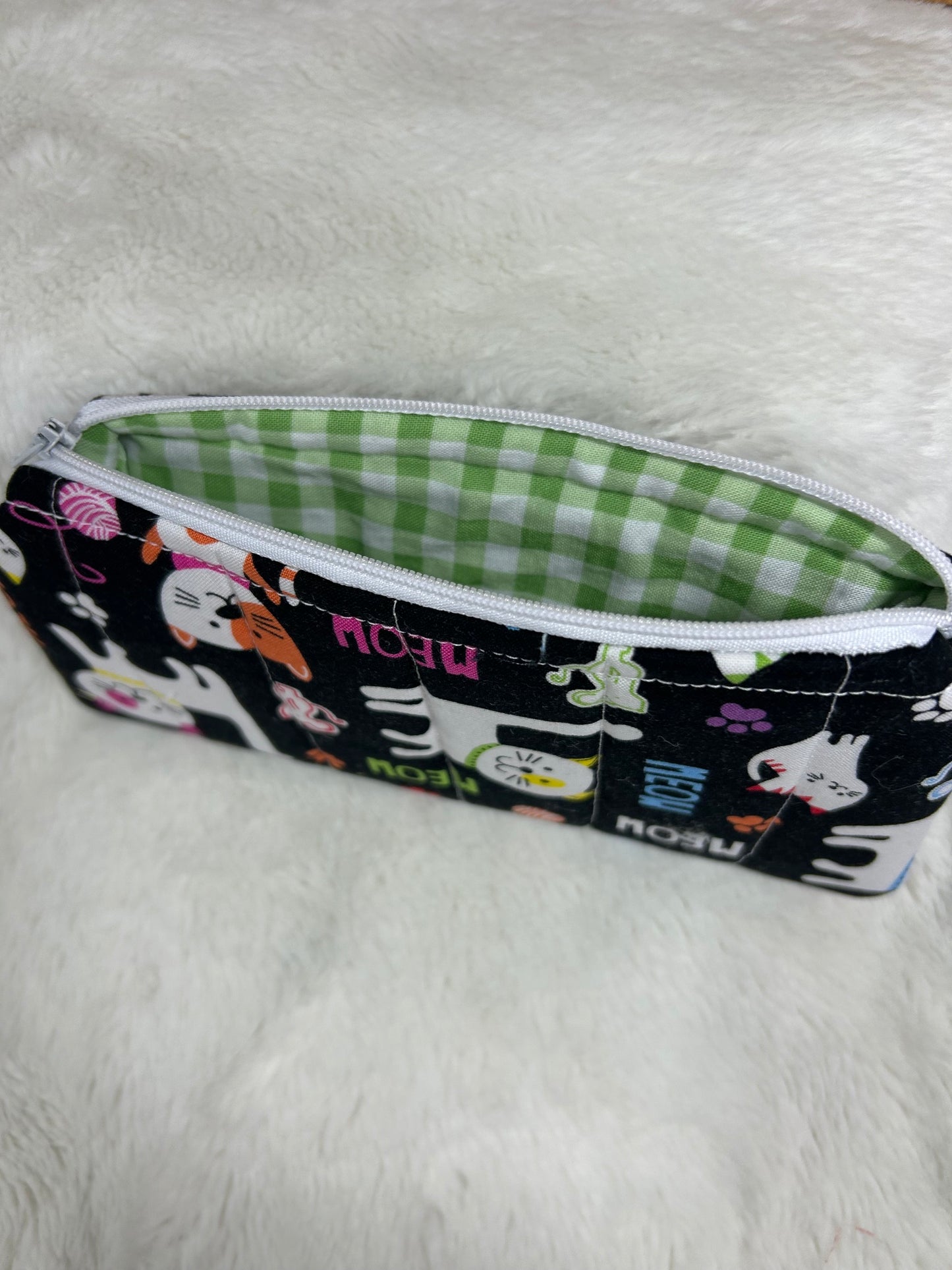 Cutie Cats Eyeglasses/Pencil Case