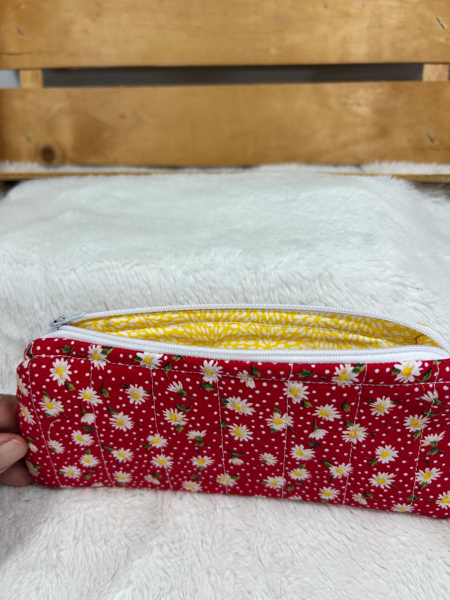 Cheery Daisy Pencil/Eyeglasses Case