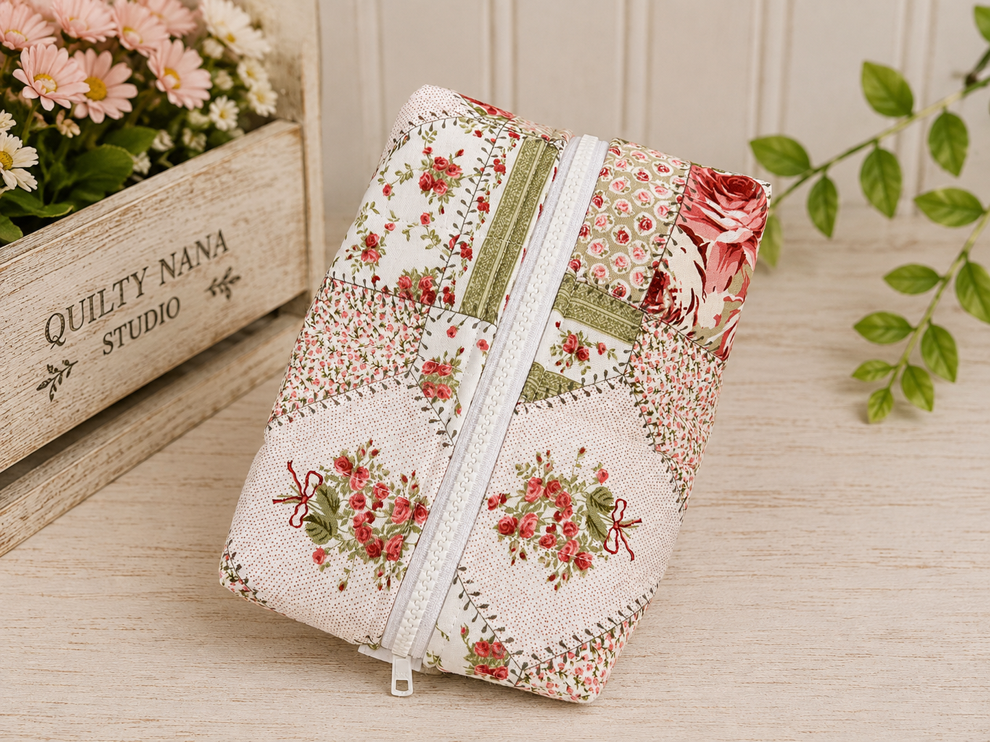 Rose Cottage Patch Boxy Bag