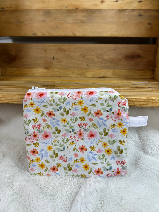 Sweet Floral Wristlet Wallet